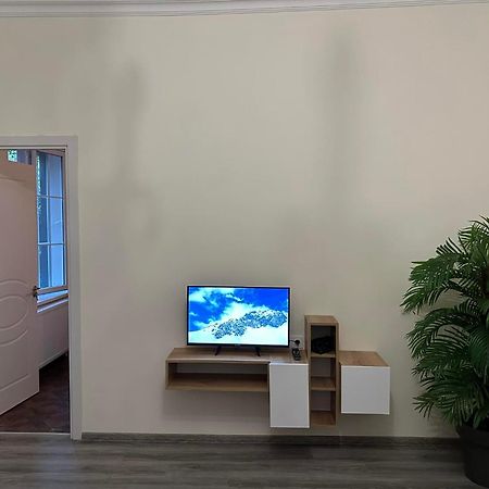 Villa Gardens 코불레티 외부 사진
