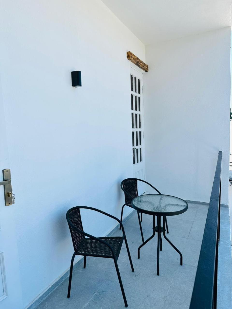Villa Gardens 코불레티 객실 사진
